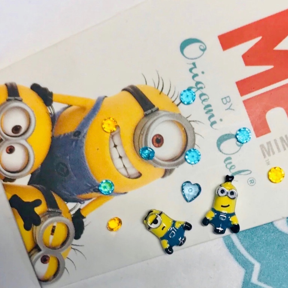 OOrigami Owl Two (2) Despicable Me Minion Charms - retired